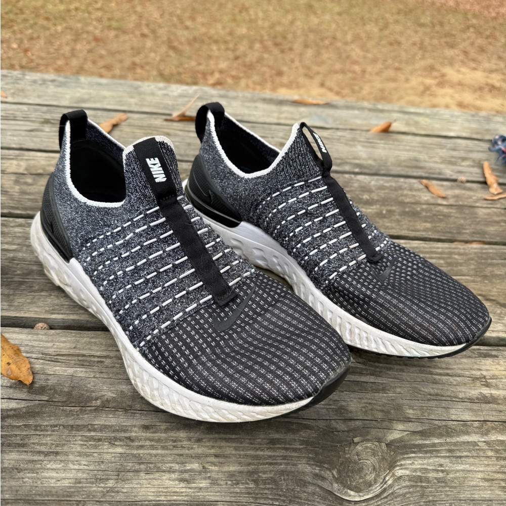 Nike Black and Gray Knit Sneakers